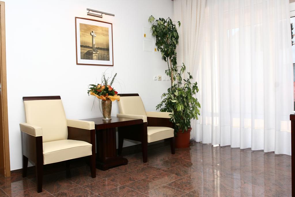 Apartmani Marbis 코프리브니차 외부 사진